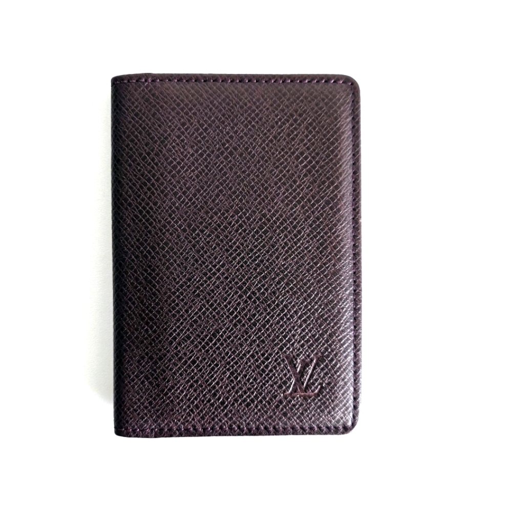 Louis Vuitton Burgundy Taiga Leather Card Holder